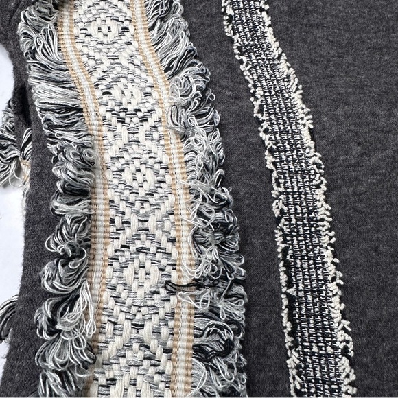 BNCI | Womens Navajo Gray Pullover Sweater - Poncho Inspo | Size Small - Picture 10 of 15